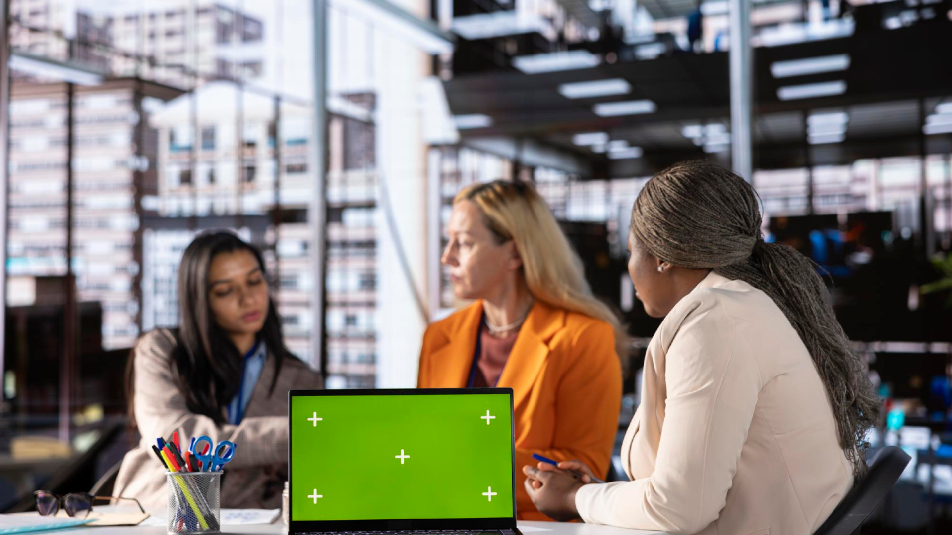 Plateformes collaboratives : l'outil indispensable pour réussir vos projets d'équipe