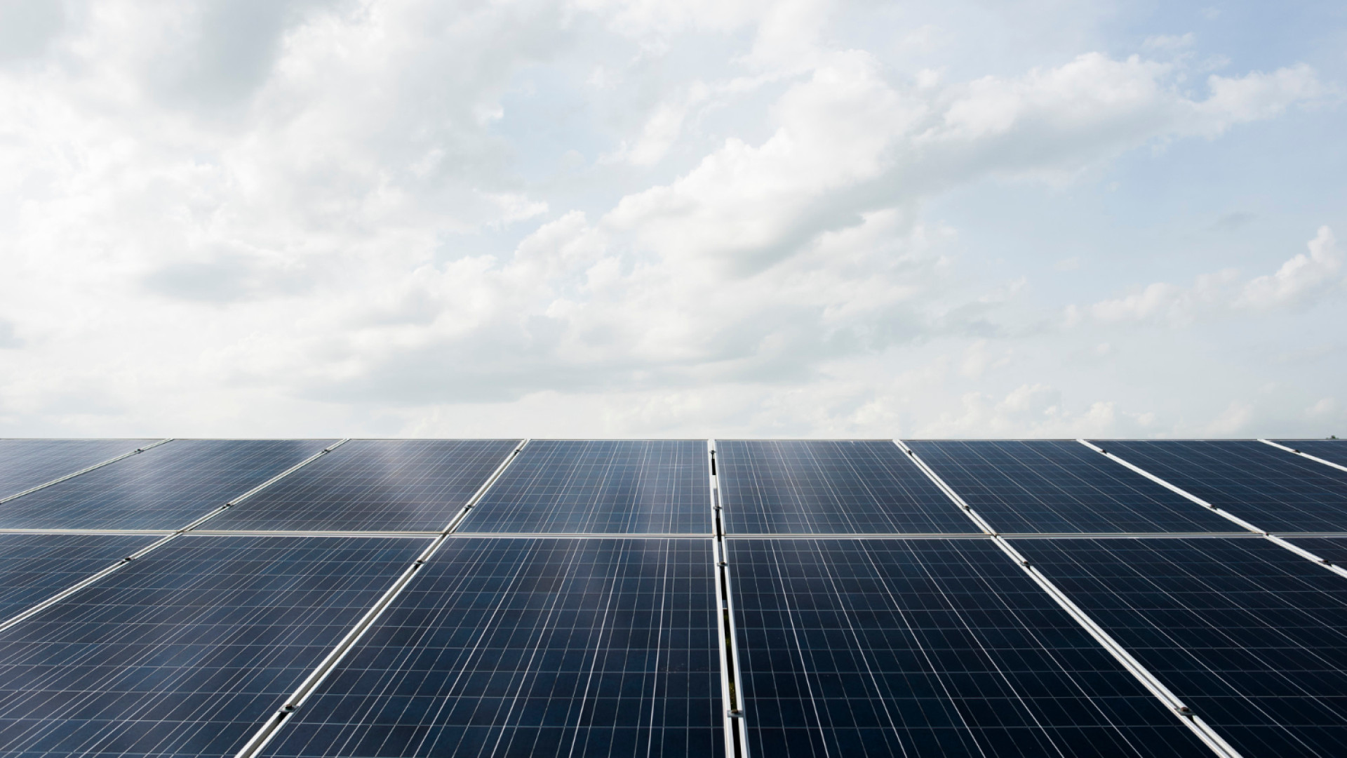 Rayonnez grâce au panneau solaire 1000w : la solution verte pour votre quotidien